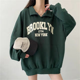 christmas outfit Dodobye Polo Color Letter Print Oversized Sweatshirt