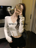 Dodobye 2025 Autumn Black Casual Knitted Sweater Woman Outwear Basic Korean Fashion Blouse Office Lady Bodycon Slim Y2k Crop Tops Chic