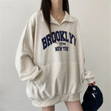 christmas outfit Dodobye Polo Color Letter Print Oversized Sweatshirt