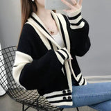 Black Friday Dodobye Patchwork Sweater Women Knitted Loose Elegant Black White Fashion Cardigan Lazy Strip V-Neck Long Sleevekorean Female Jumpers