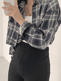 Dodobye Cropped Long Sleeve Checkered Blouse