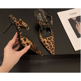 Dodobye New Leopard Slippers Shoes Women Slides Sandals Female Footwear Slingbacks Mules Ladies High Heels 2024 Sandals Pumps Shoes