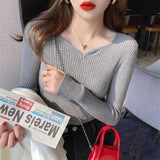 Dodobye Fashion Women Long Sleeve Knitted Sweaters Spring Autumn New Solid Slim V-Neck Korean Basic Casual Bottoming Pullovers Tops